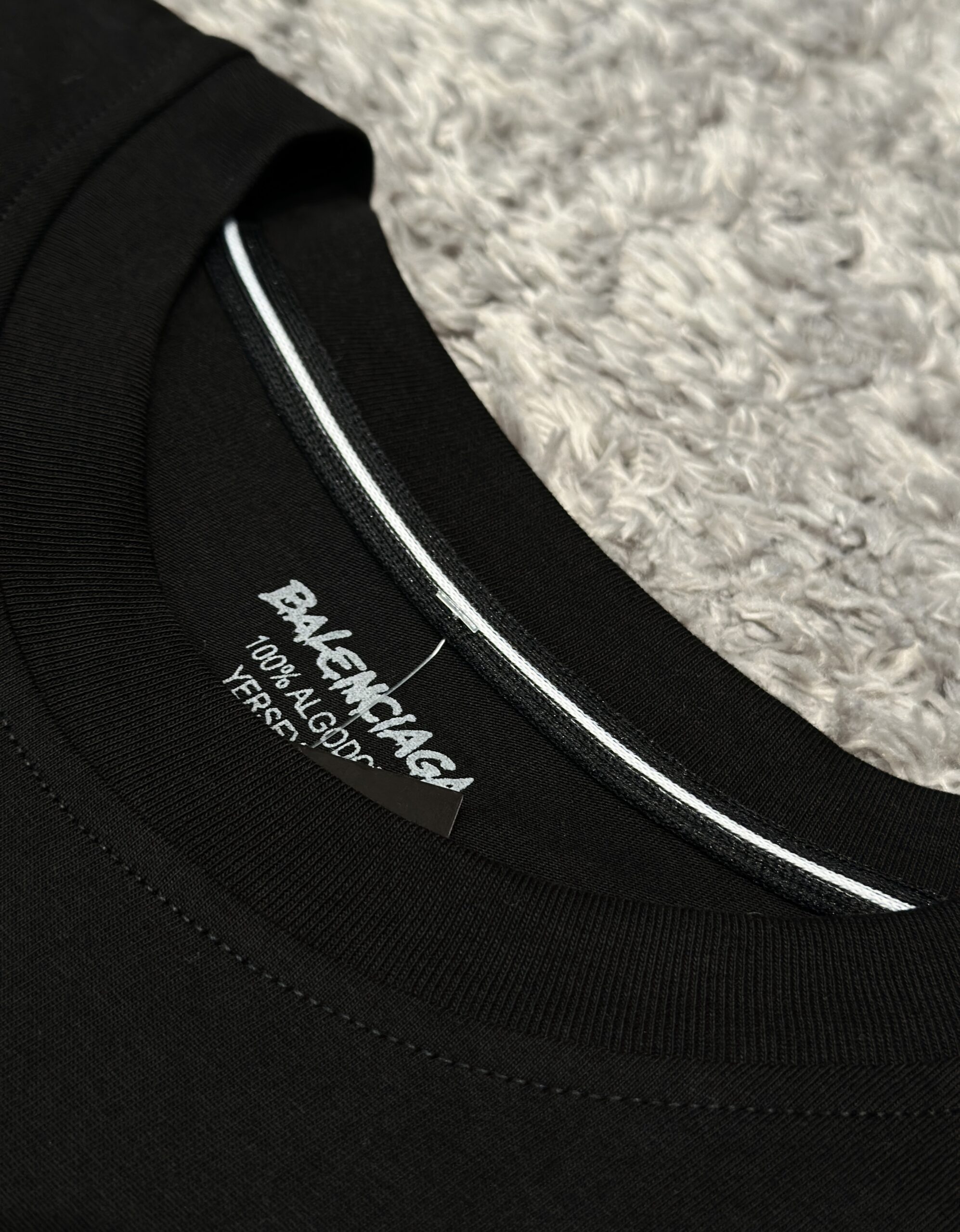 Camiseta Balenciaga Premium | Lino Conceito - Imagem 4