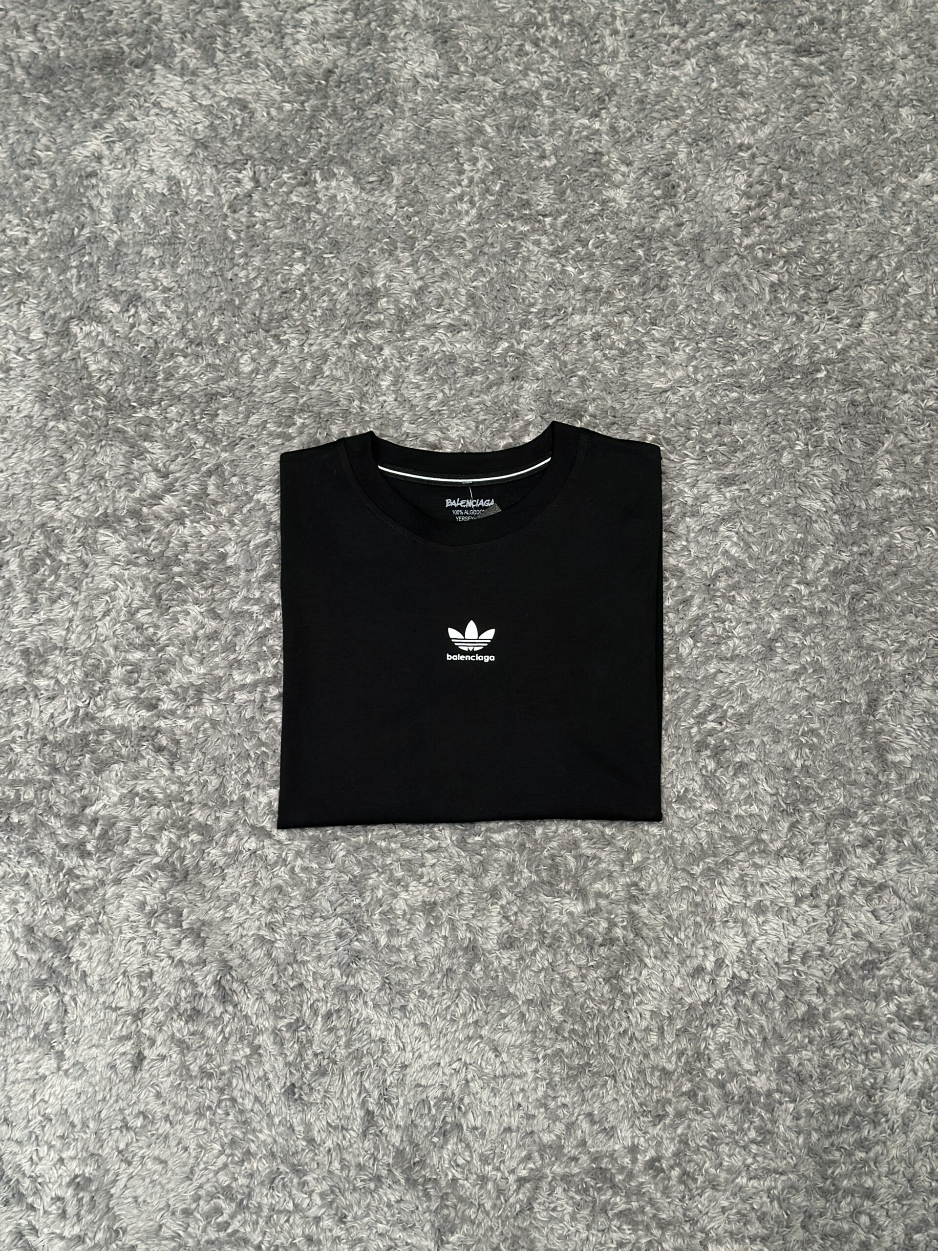 Camiseta Balenciaga Premium | Lino Conceito - Imagem 2