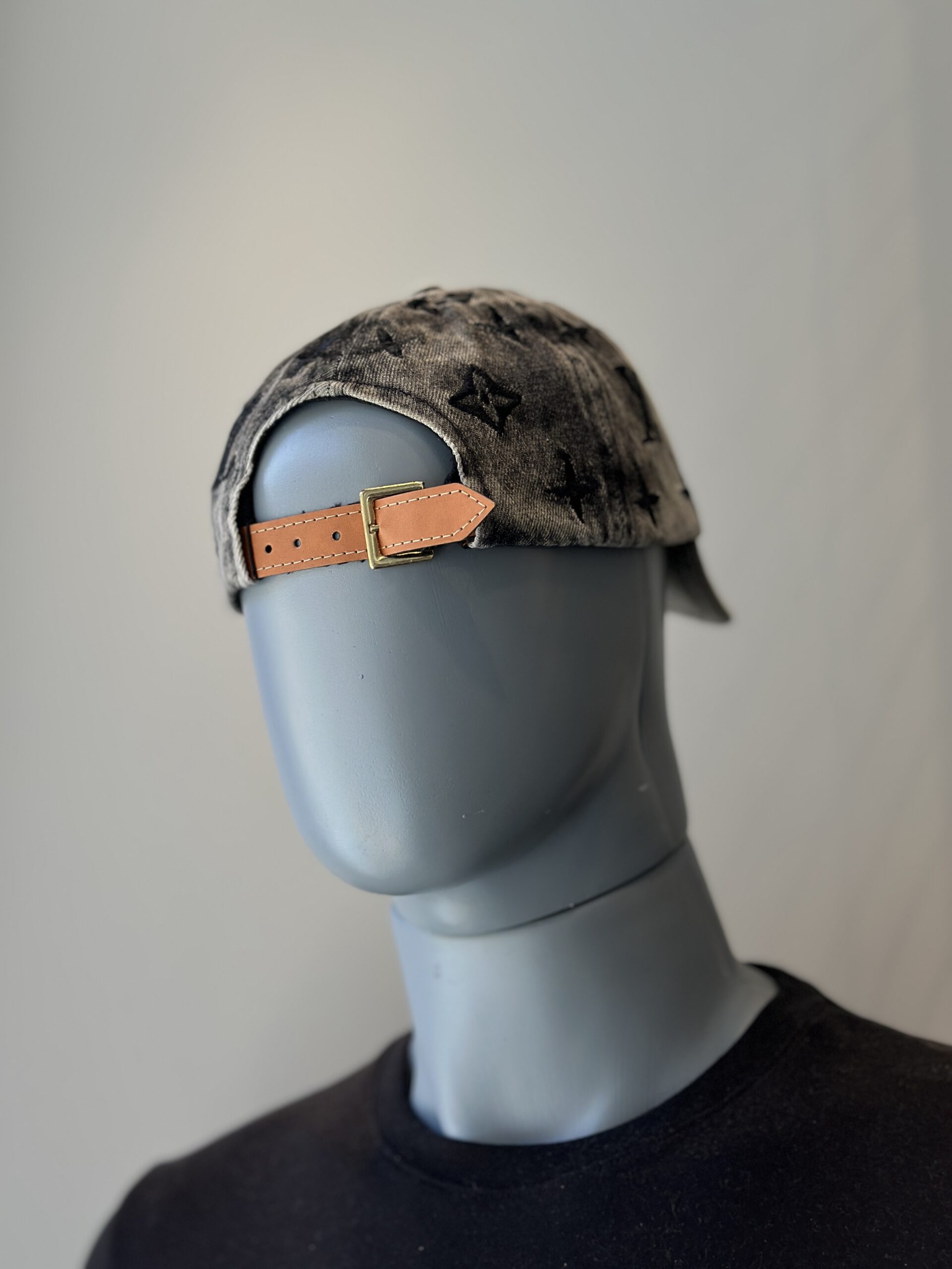 Loja De Roupas Masculina in St. Pedro Ludovico, GO
